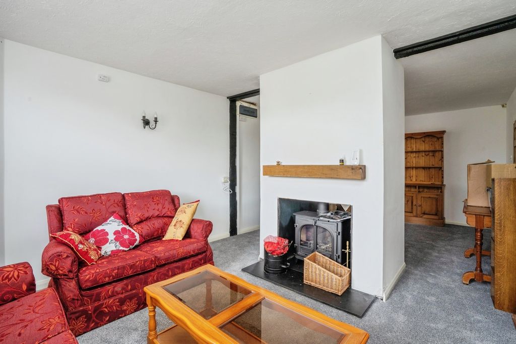 Property photo 3 of 17 Pbox-Img.Jpg