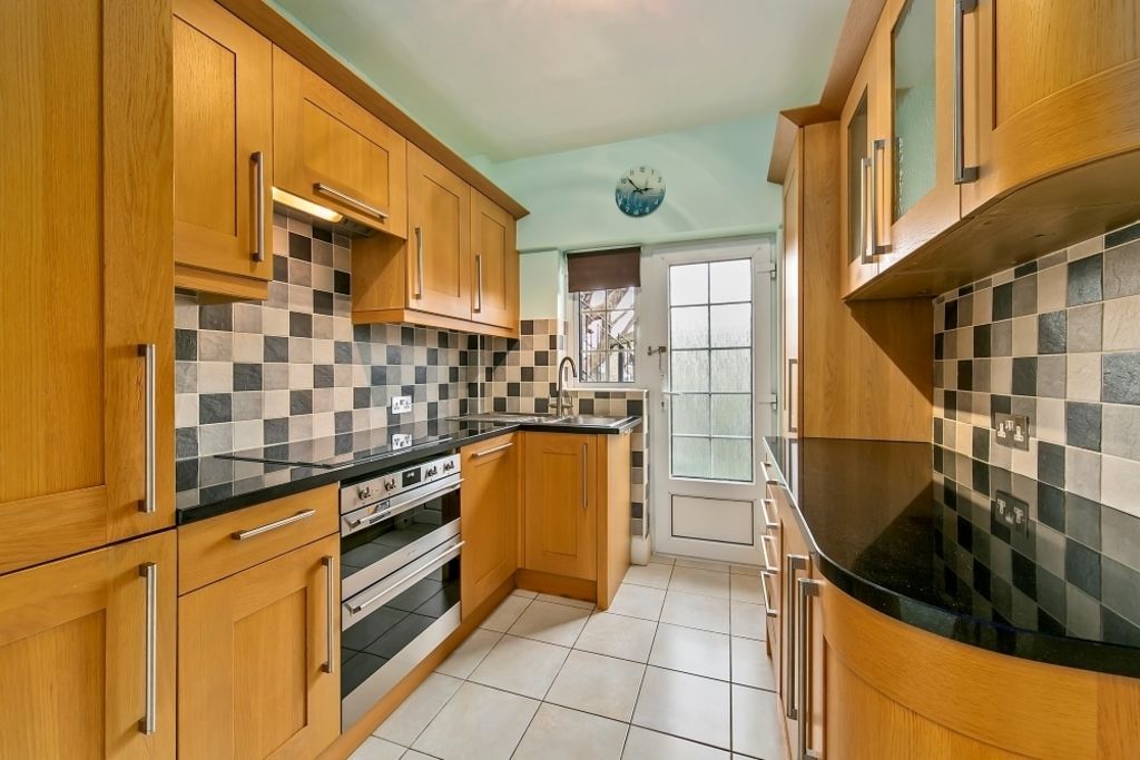 Property photo 3 of 11