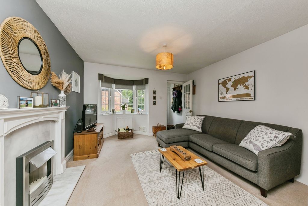 Property photo 3 of 20 Pbox-Img.Jpg