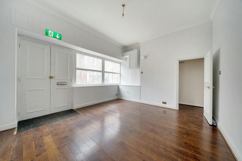 Property photo 1 of 11 1262395 3.Jpg