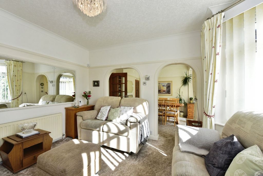 Property photo 3 of 23 Pbox-Img.Jpg