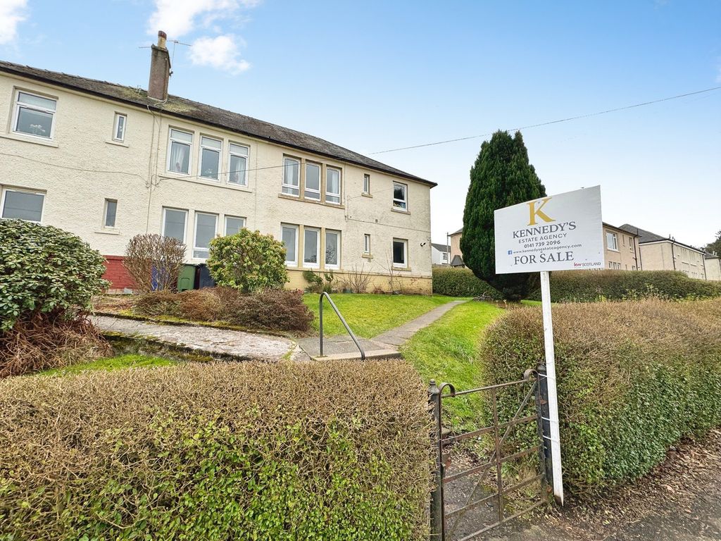 Property photo 2 of 23