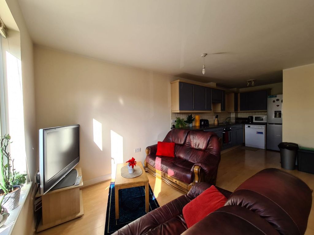 Property photo 2 of 13