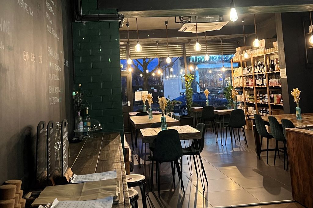 Property photo 3 of 7