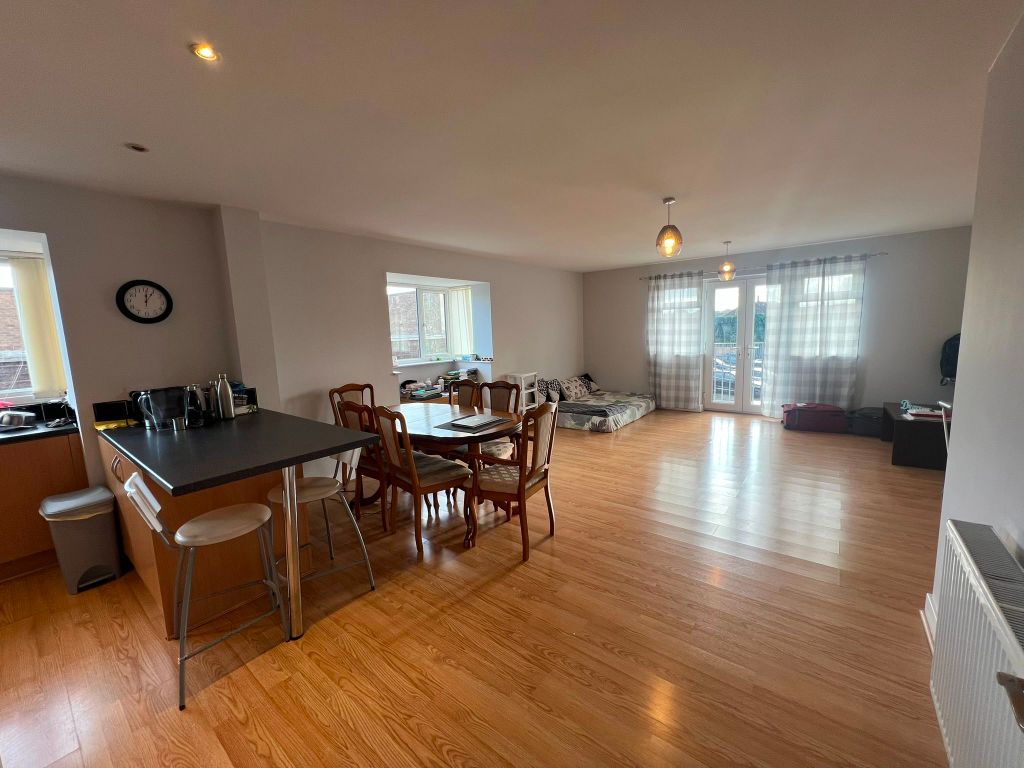 Property photo 3 of 11