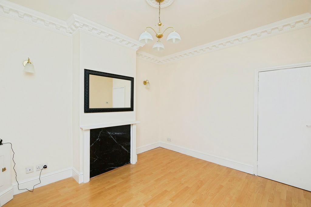 Property photo 3 of 15 Photo