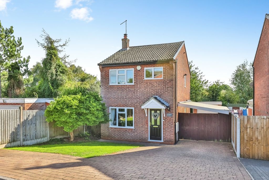 Property photo 1 of 17 Pbox-Img.Jpg