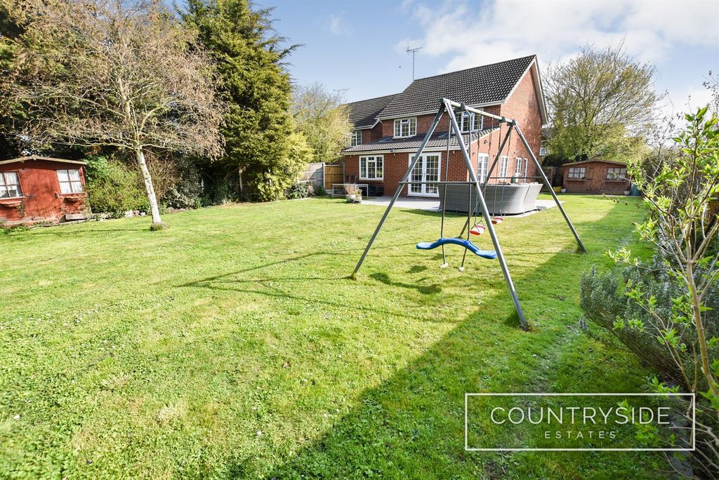 Property photo 2 of 22