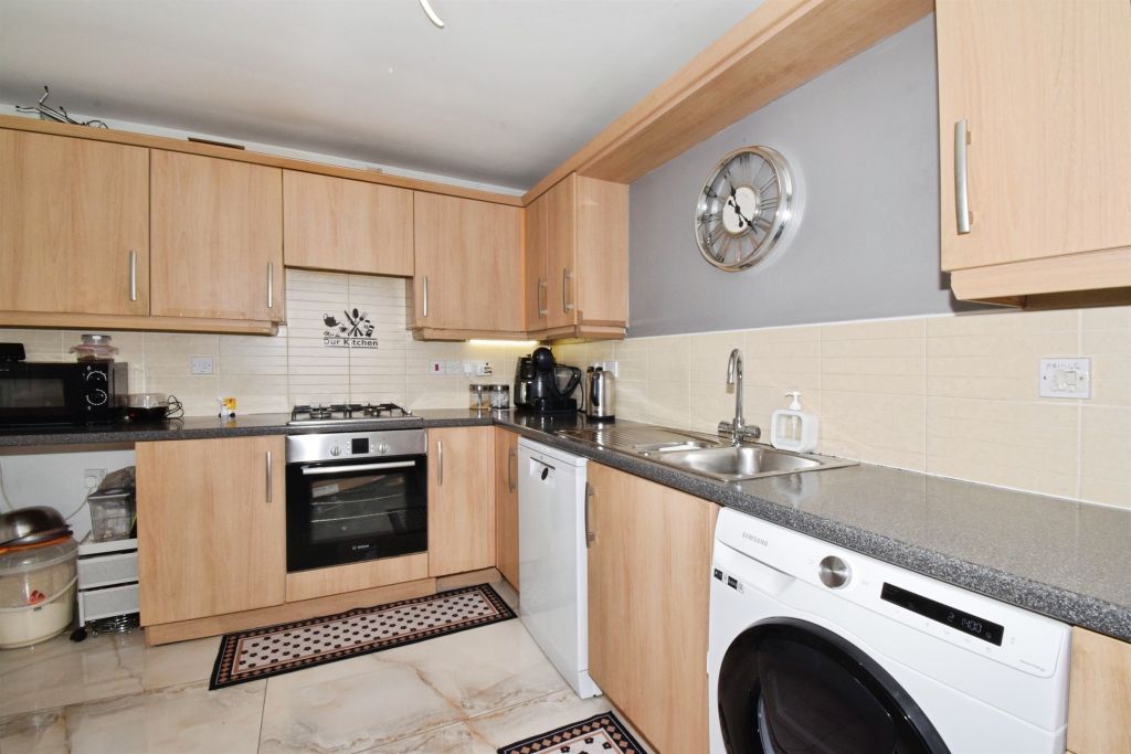 Property photo 3 of 17