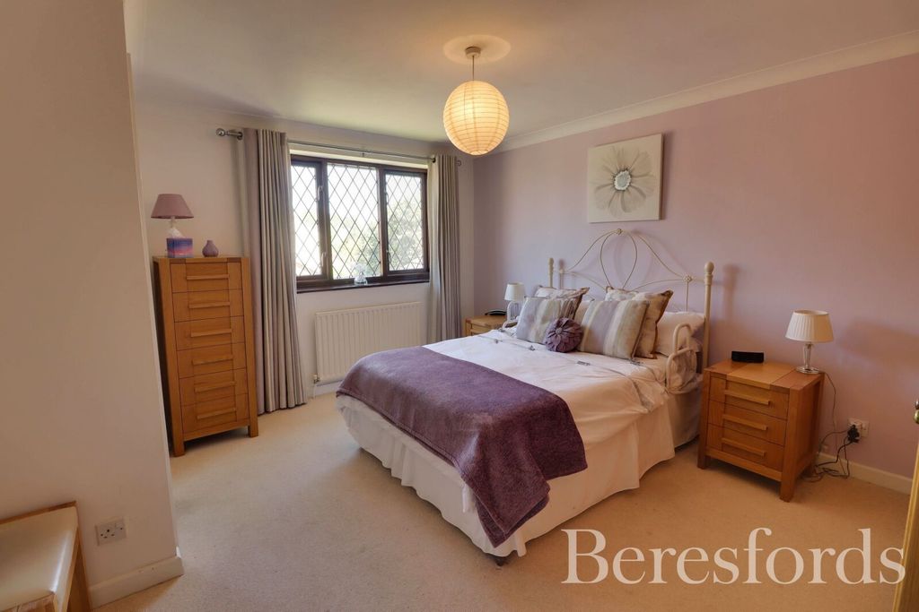 Property photo 3 of 21 Picture No. 13