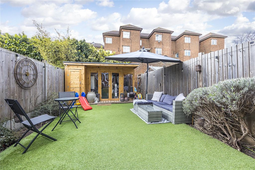 Property photo 3 of 14