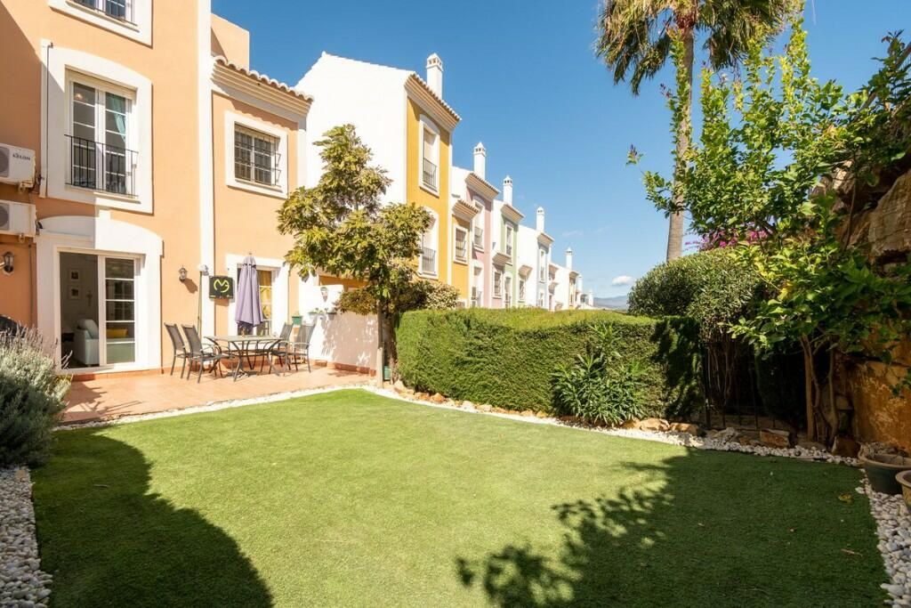 Property photo 1 of 3