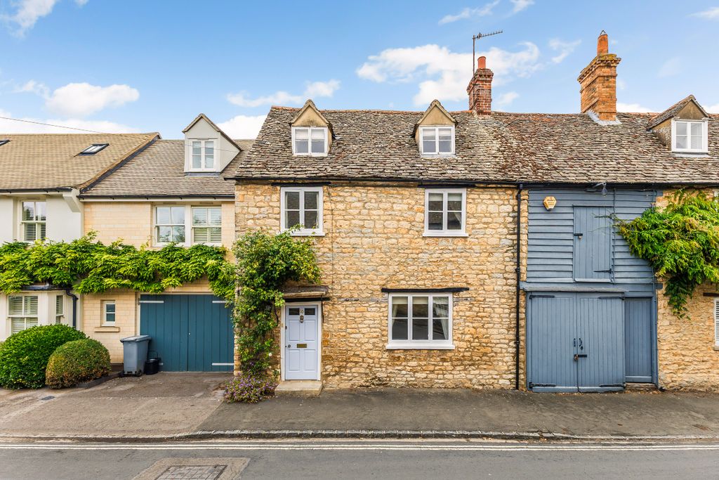 Property photo 2 of 16 10 Park Lane, Woodstock, Oxfordshire, Ox20 1Ud