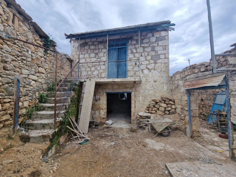 Property photo 1 of 19