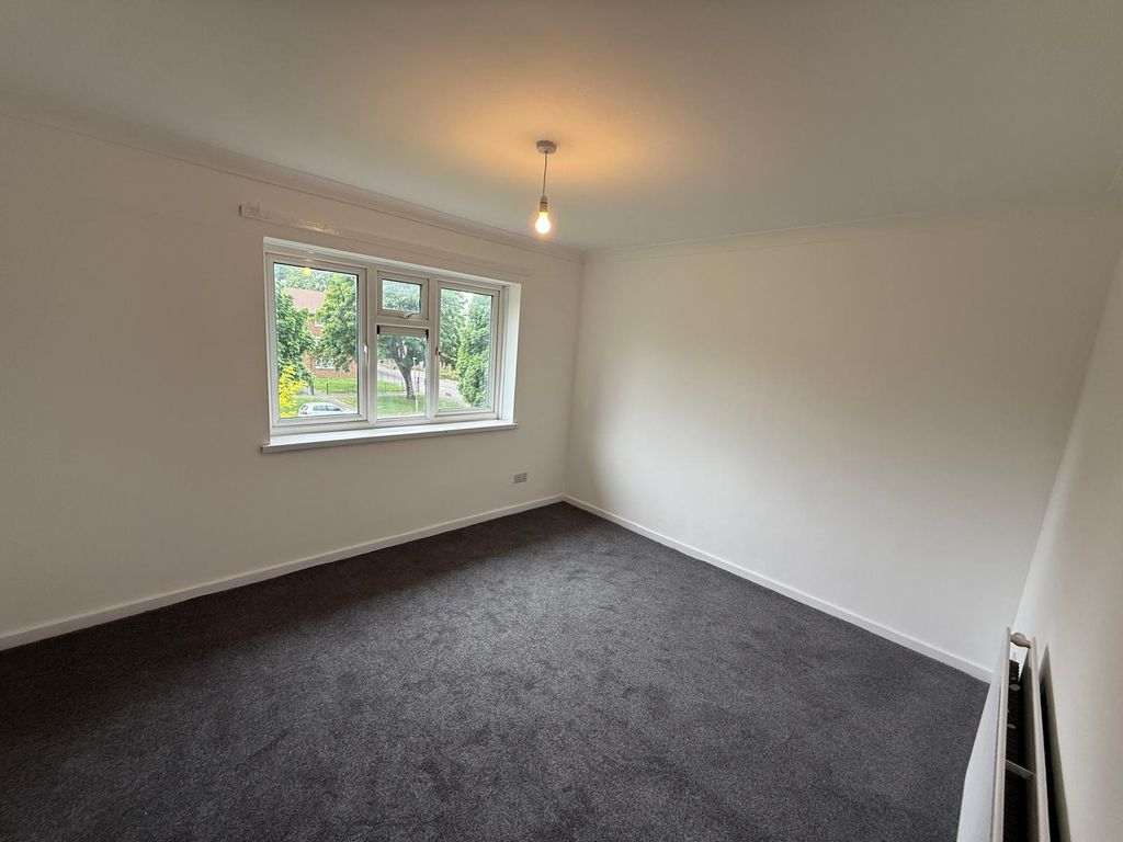 Property photo 3 of 25