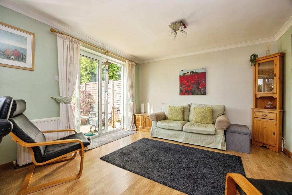 Property photo 3 of 18 Pbox-Img.Jpg