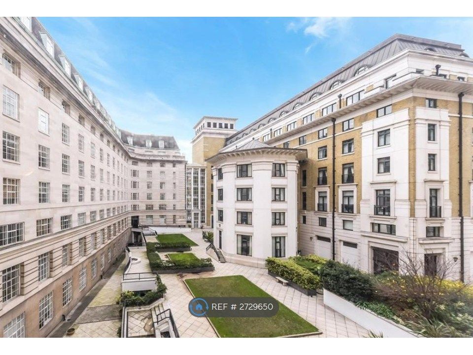 Property photo 2 of 7 Private Courtyard Area