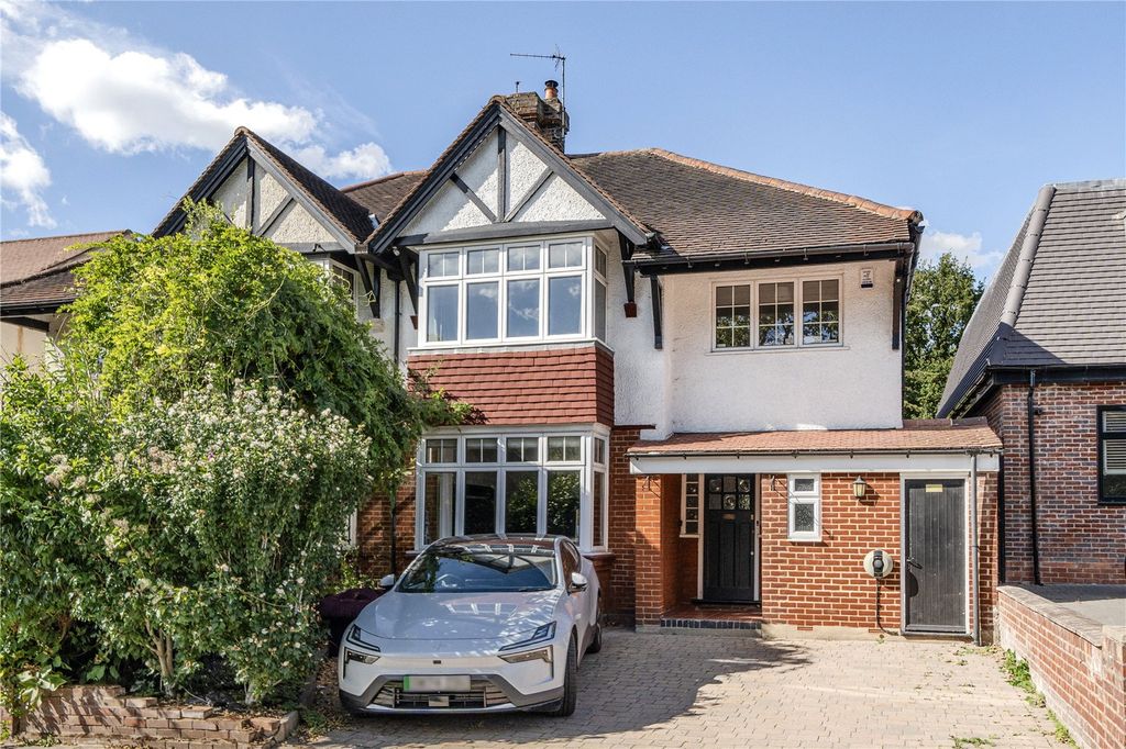 Property photo 1 of 29 Picture No. 34