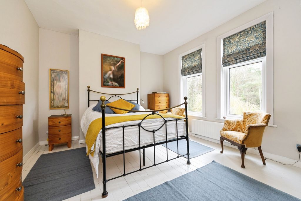 Property photo 2 of 15 1Y8A9005