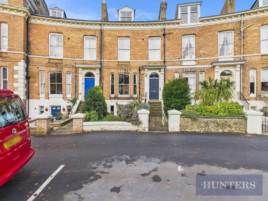 Property photo 1 of 32 Cam05316G0-Pr0272-Still004.Jpg