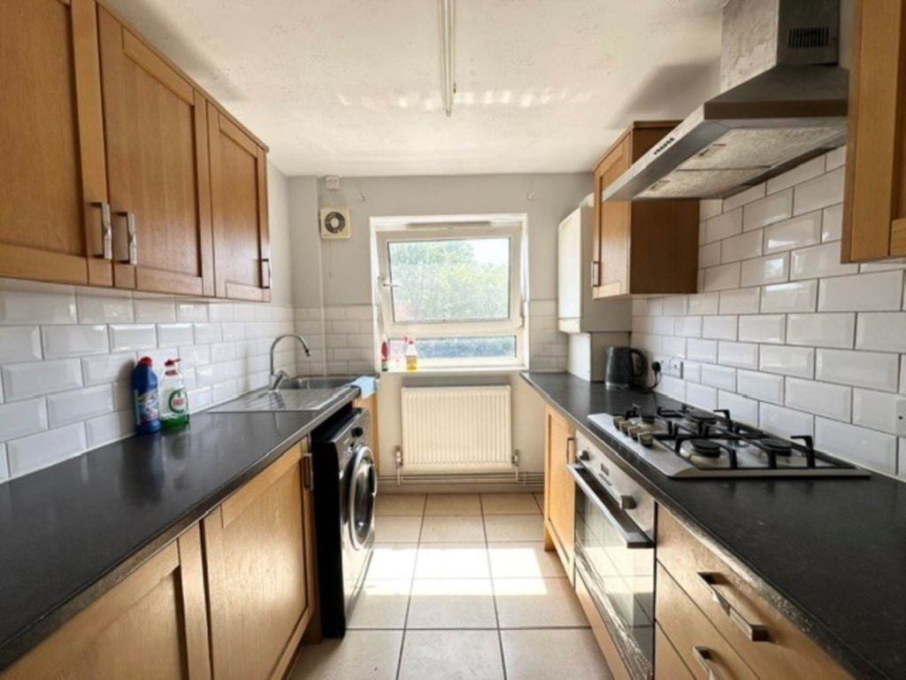 Property photo 2 of 5