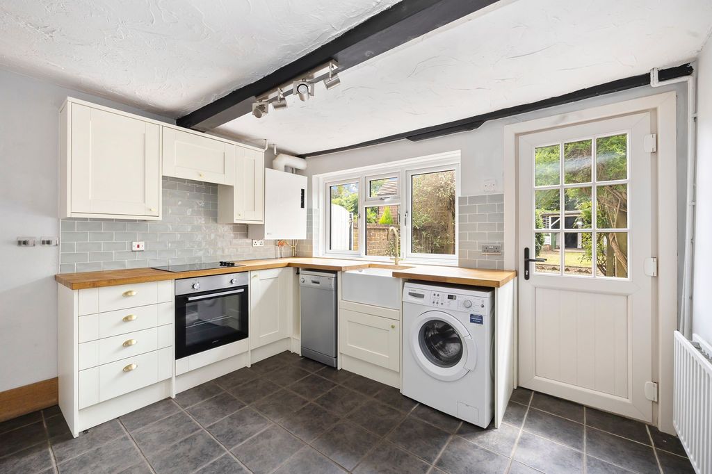 Property photo 3 of 22