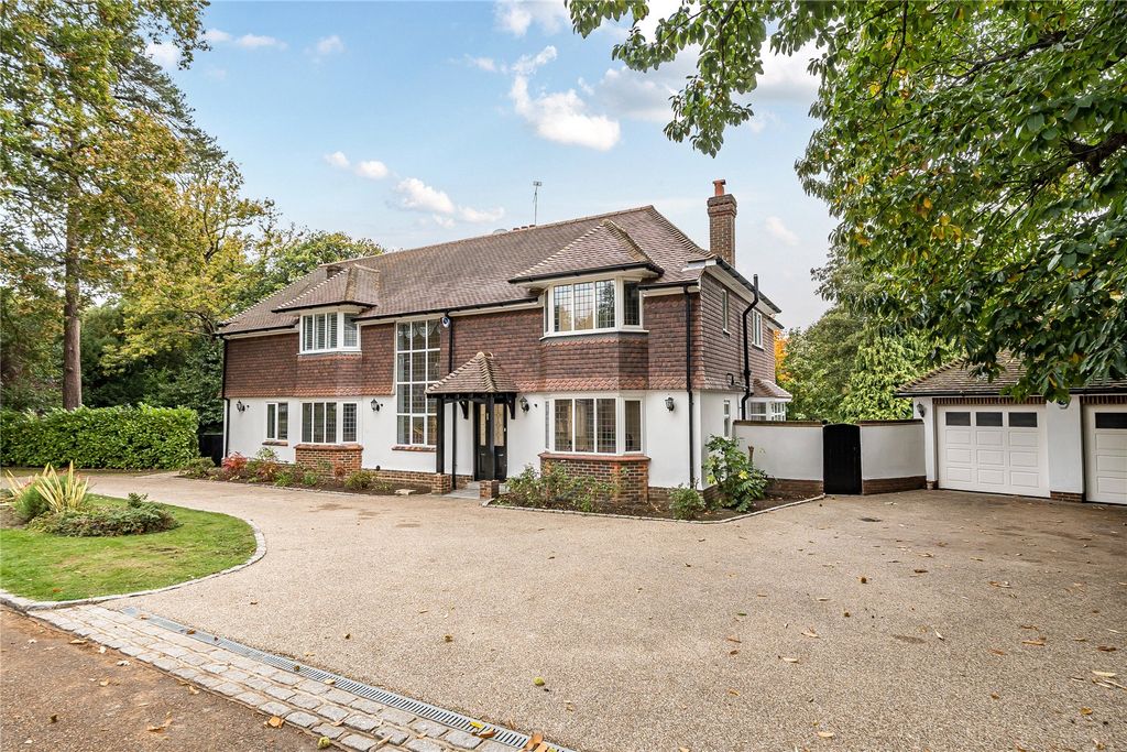 Property photo 1 of 27 Picture No. 02