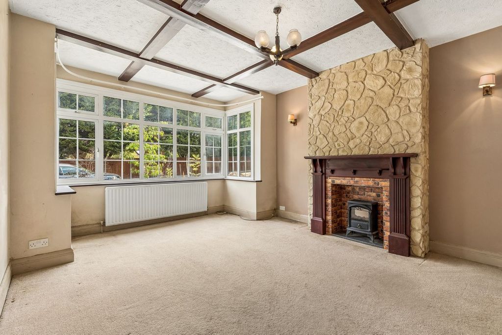 Property photo 3 of 22