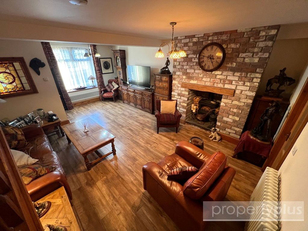 Property photo 1 of 14 Picture No. 10