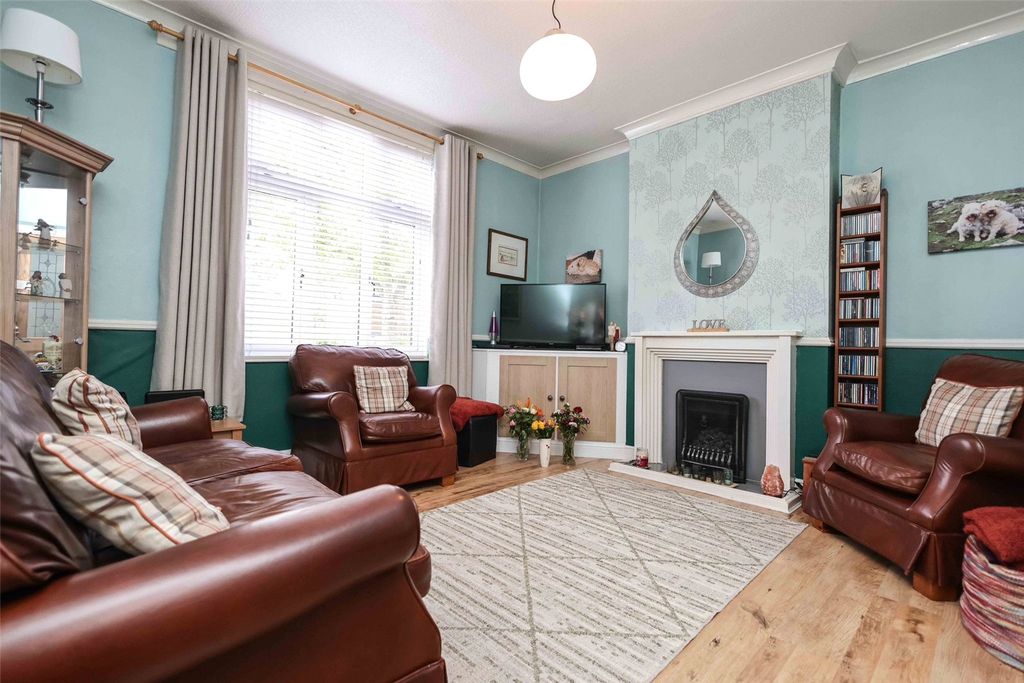 Property photo 2 of 19 Picture No. 04