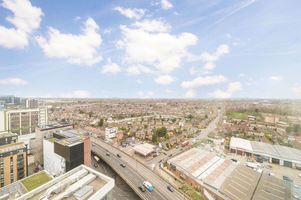 Property photo 2 of 4