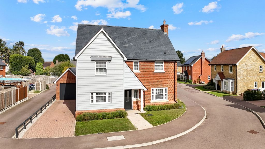 Property photo 1 of 24