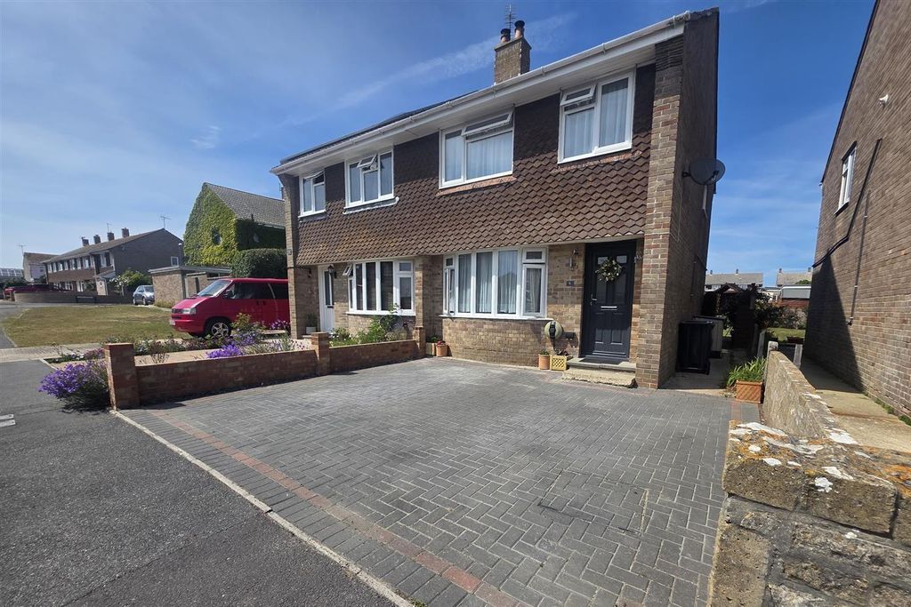 Property photo 1 of 16 Yh9Q0Ggq5Umb9Rj_H0Zumq.Jpg