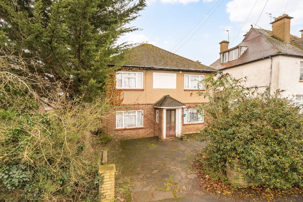 Property photo 1 of 4