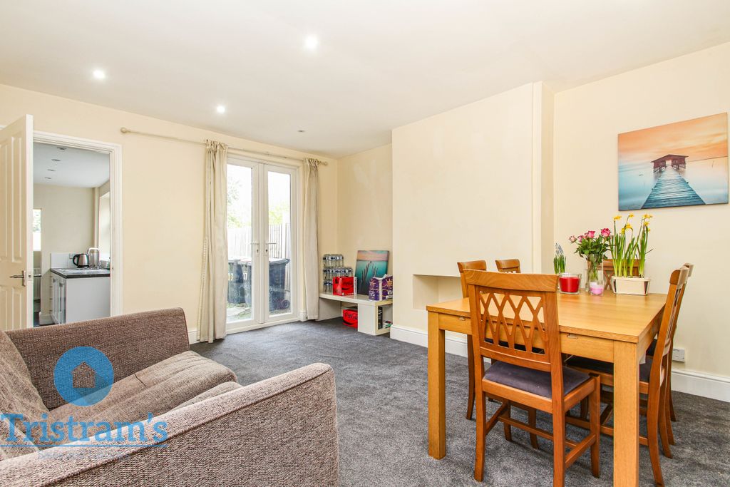 Property photo 2 of 18 Img_7079