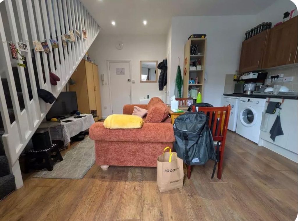 Property photo 3 of 8 Img_4319