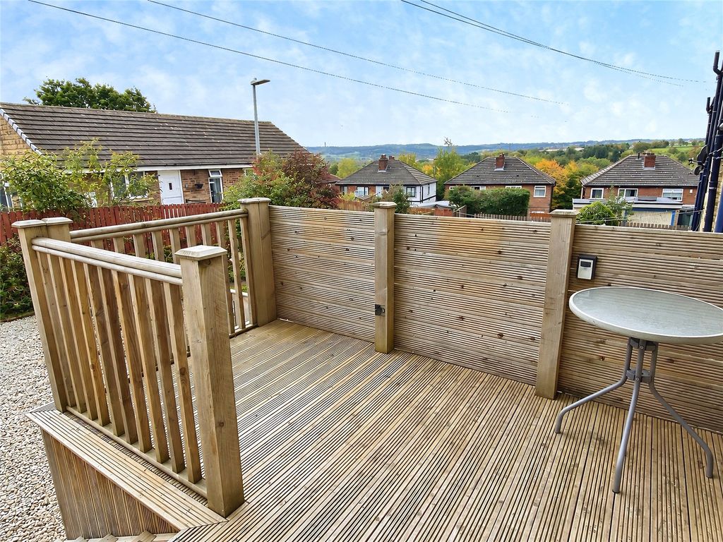 Property photo 2 of 8 Picture No. 13