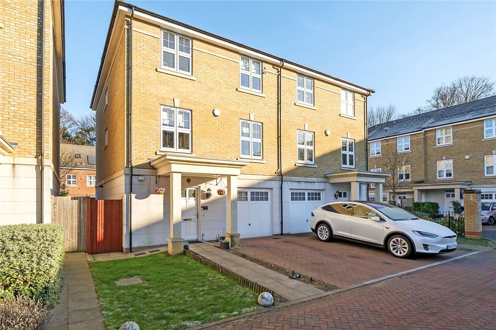 Property photo 1 of 29 Picture No. 01