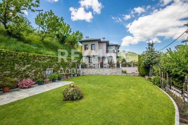 Property photo 2 of 30