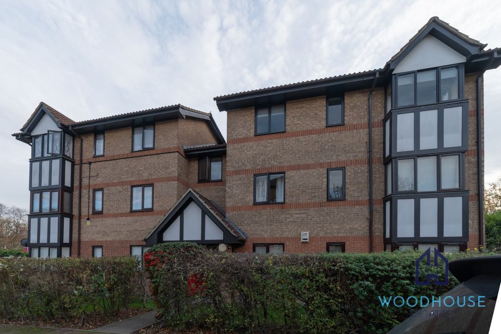 Property photo 1 of 5