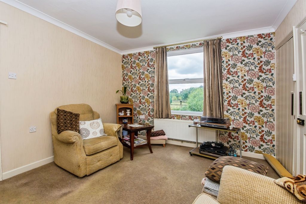 Property photo 3 of 25