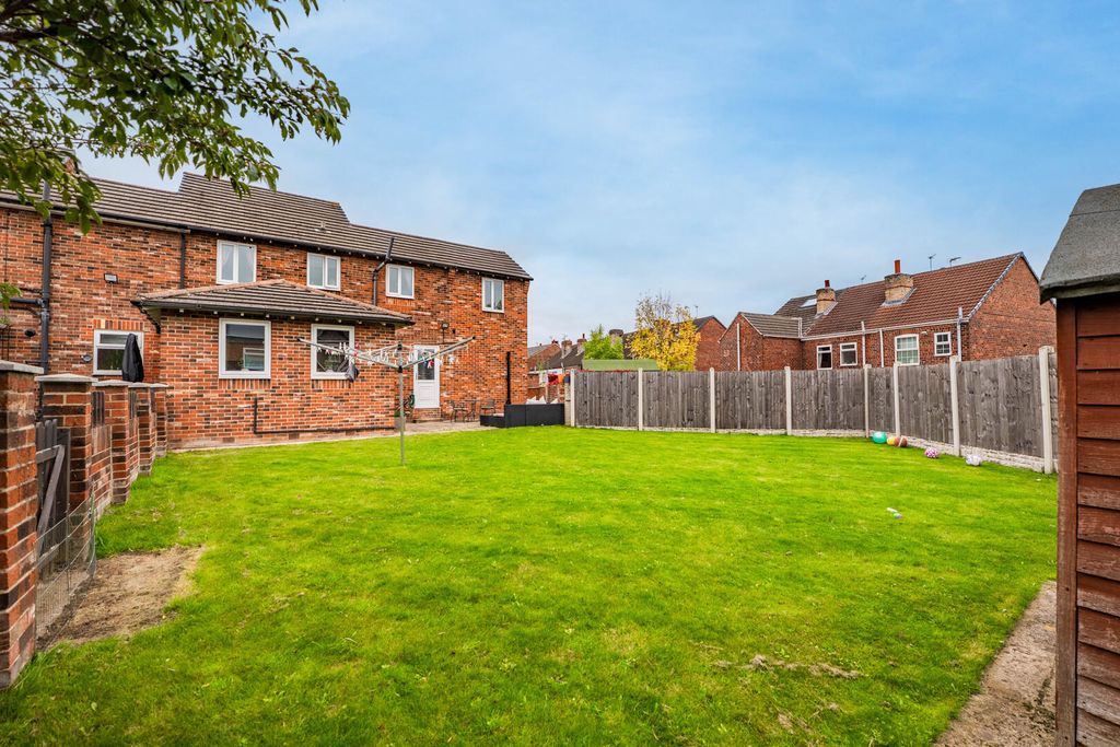 Property photo 2 of 38 Rear Garden