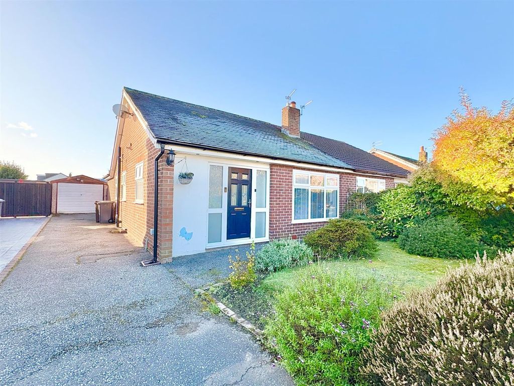 Property photo 1 of 10 Front.Jpg