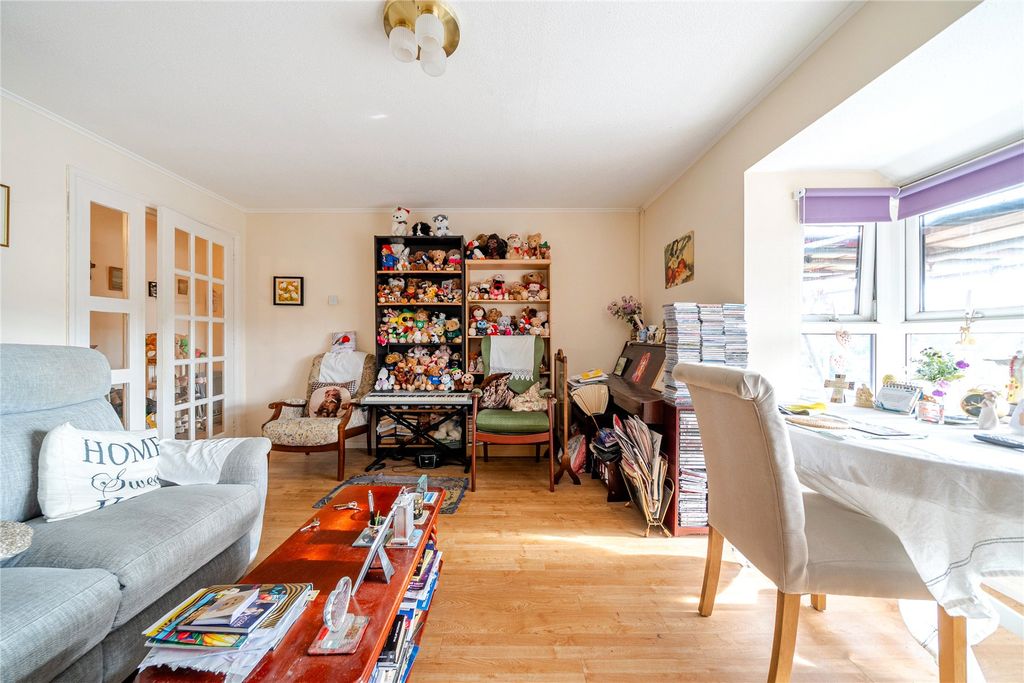 Property photo 2 of 12 Picture No. 08