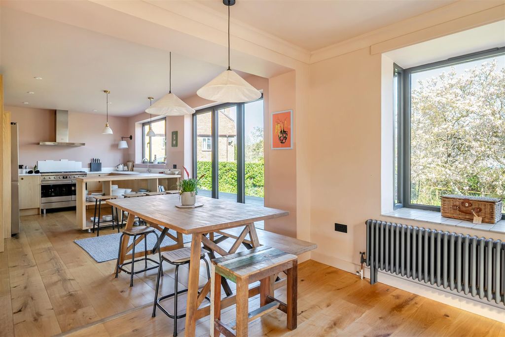 Property photo 3 of 25 Open Plan Living
