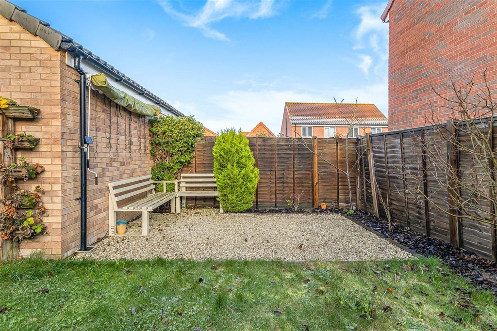 Property photo 3 of 24 8_69104-1.Jpg