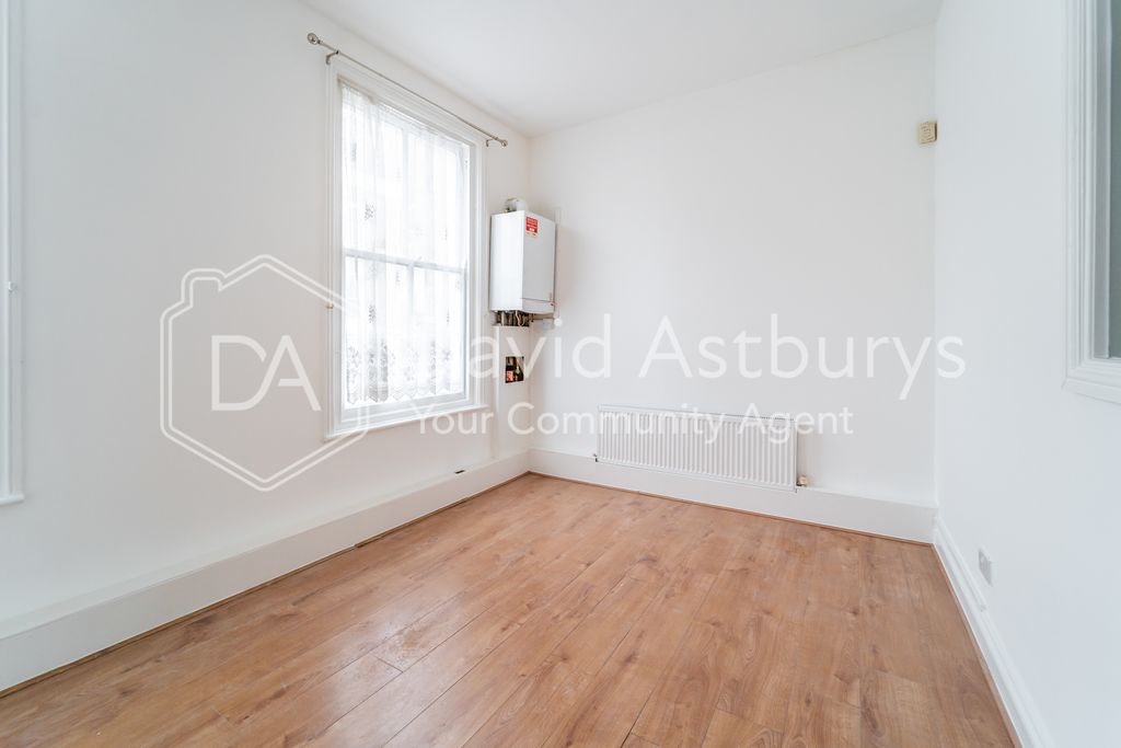 Property photo 2 of 11 Ndb00601