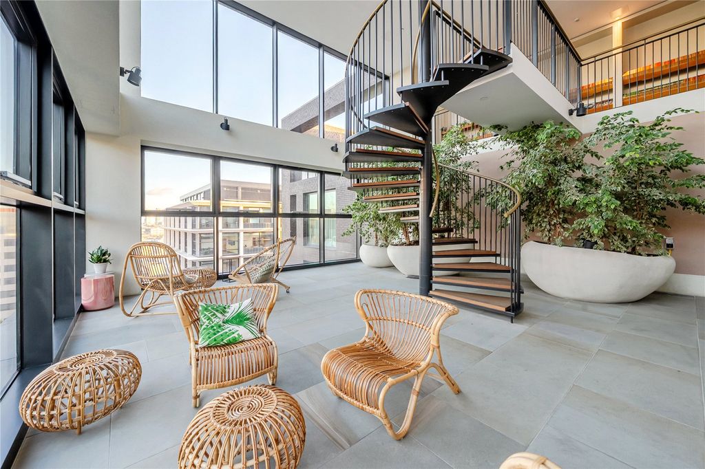 Property photo 1 of 18 Picture No. 09