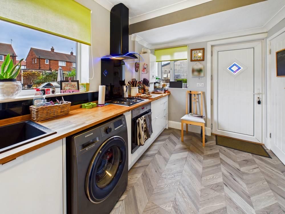 Property photo 2 of 25 Cam05488G0-Pr0095-Still016-Thumbnail-H750-70.Jpg