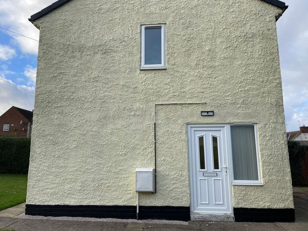 Property photo 2 of 20